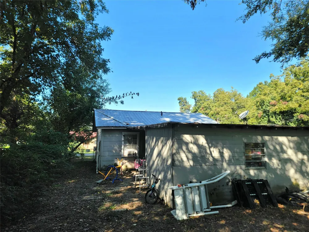 516 Elm New Boston, TX 75570