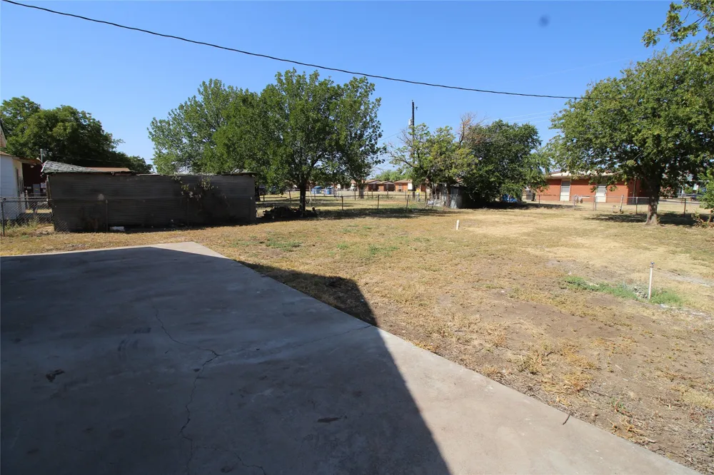 802 S Anson Stamford, TX 79533