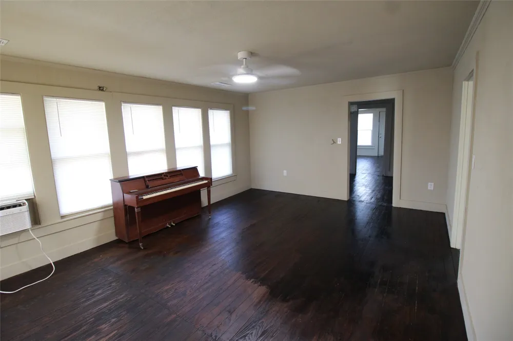 802 S Anson Stamford, TX 79533