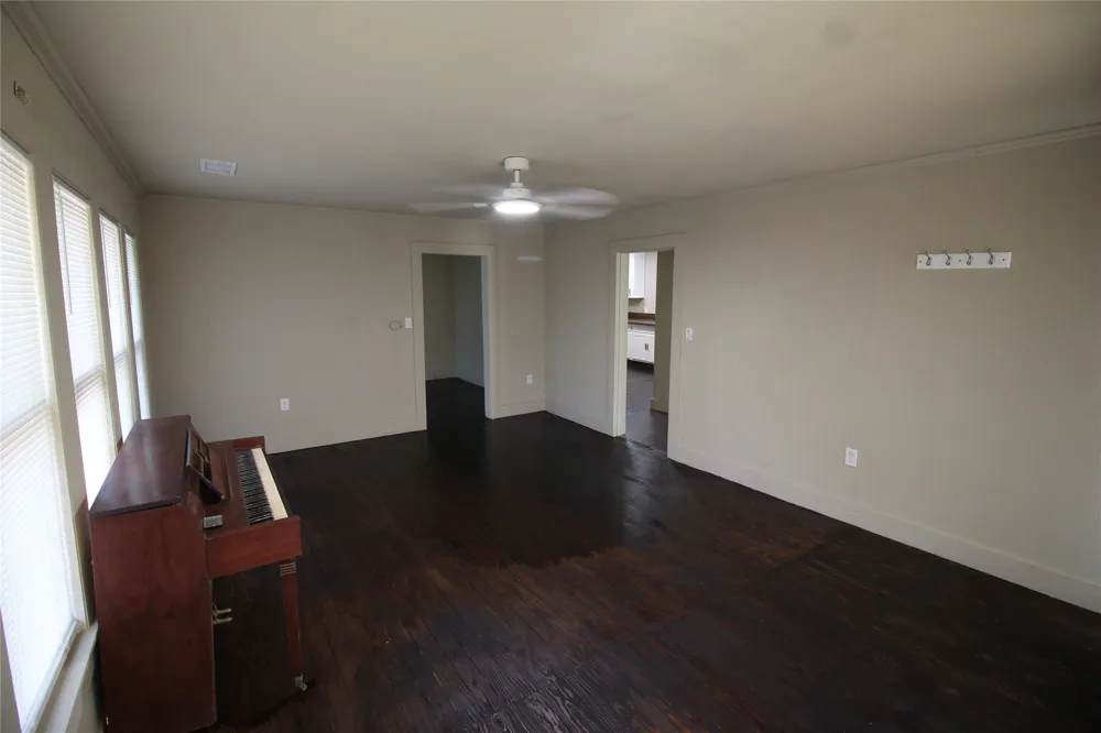 802 S Anson Stamford, TX 79533