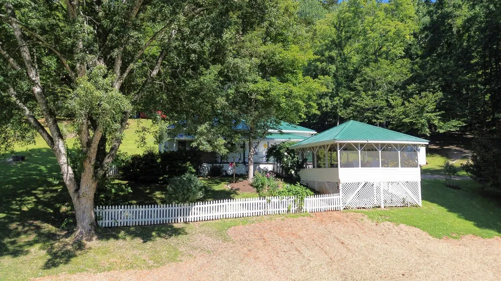 Windy Poplar Road Franklin, NC 28734