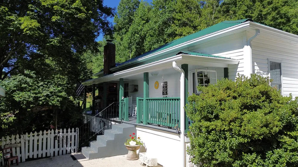 Windy Poplar Road Franklin, NC 28734
