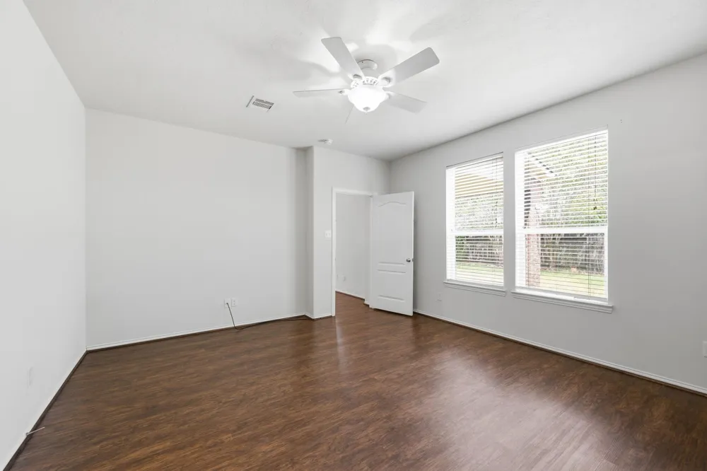 2117 Rushing Spring Drive Pearland, TX 77584