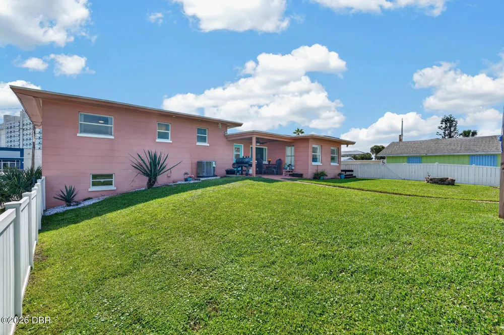 1910 Marilyn Avenue Daytona Beach, FL 32118