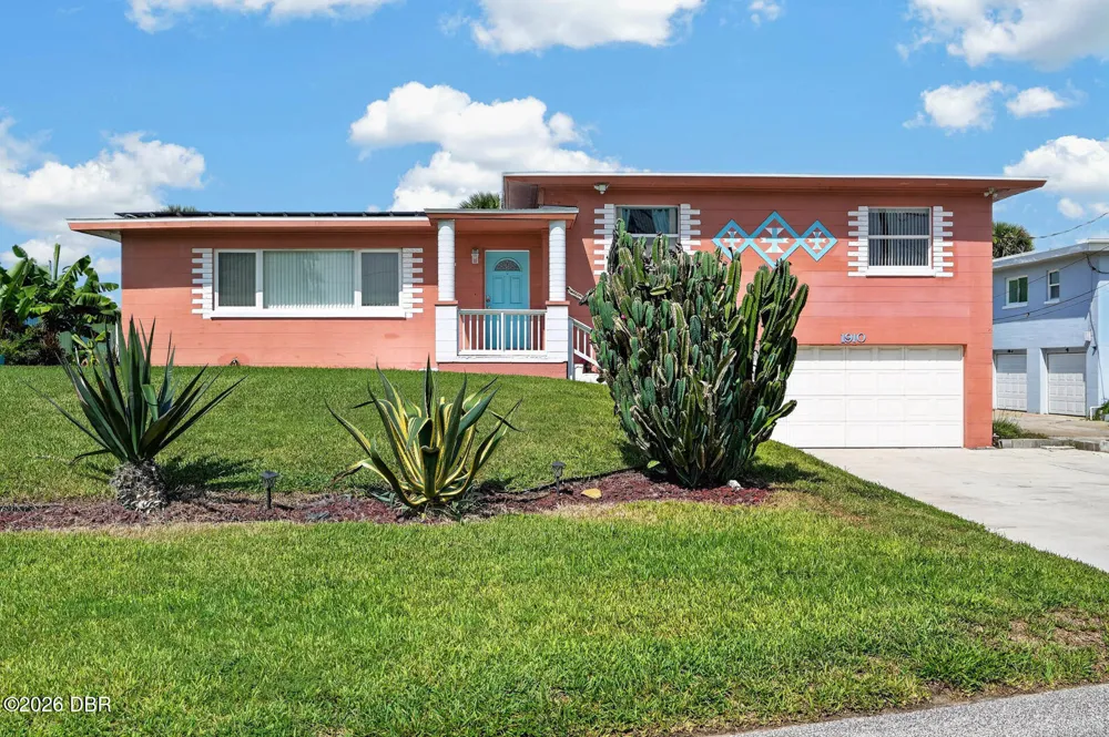 1910 Marilyn Avenue Daytona Beach, FL 32118