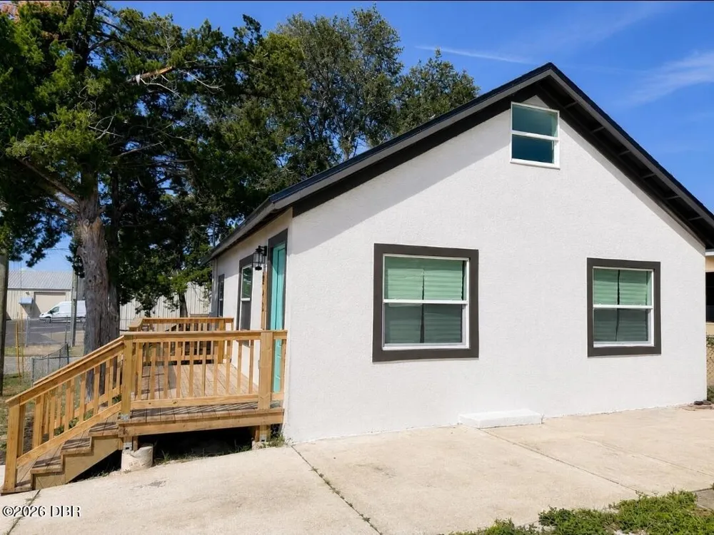 242 Bainbridge Avenue Holly Hill, FL 32117