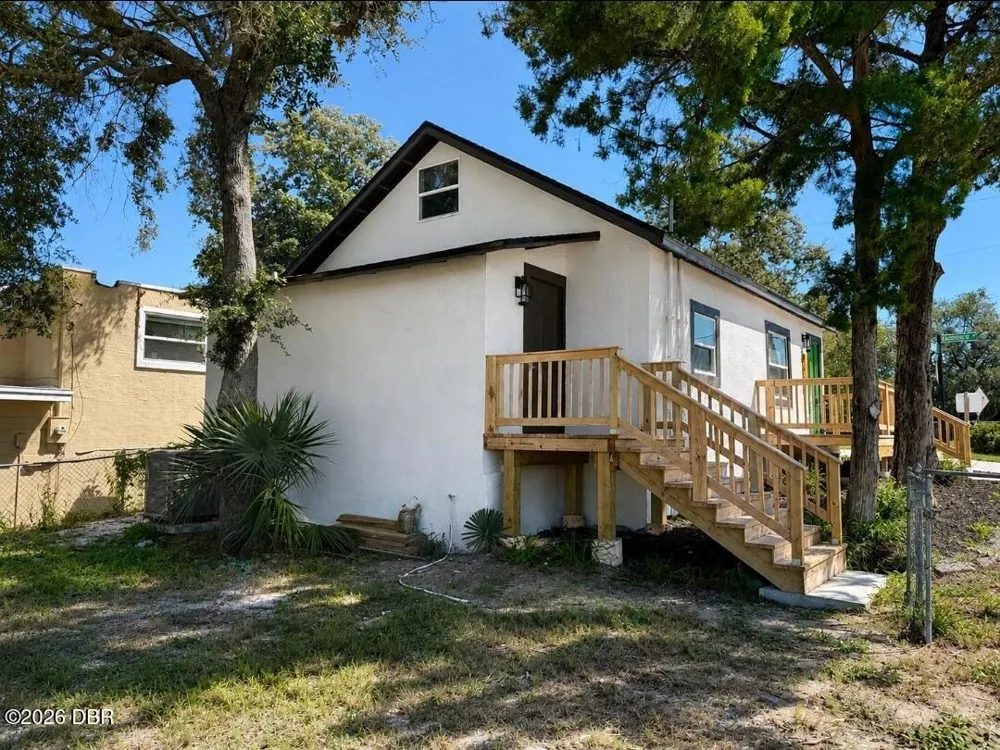 242 Bainbridge Avenue Holly Hill, FL 32117