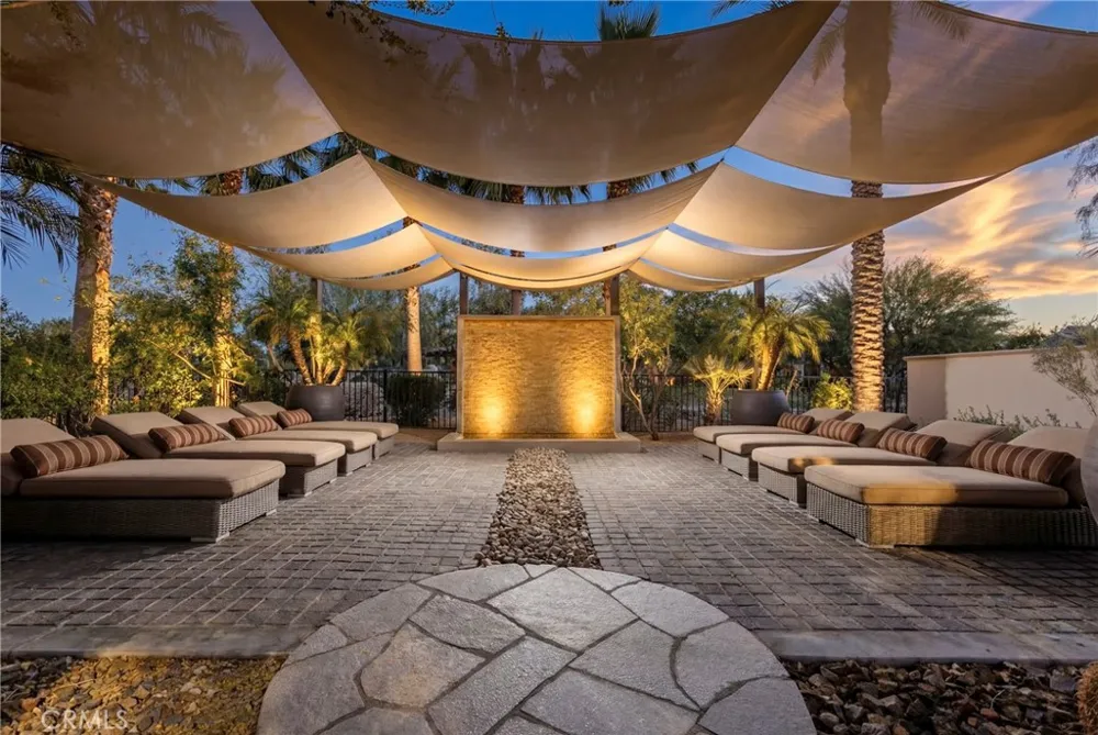 54165 Seattle Slew Way La Quinta, CA 92253