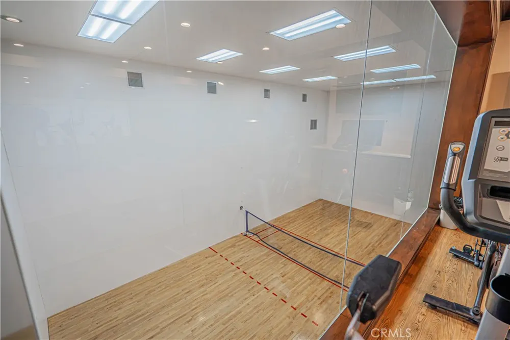 25561 Oak Savannah Court Valencia, CA 91381