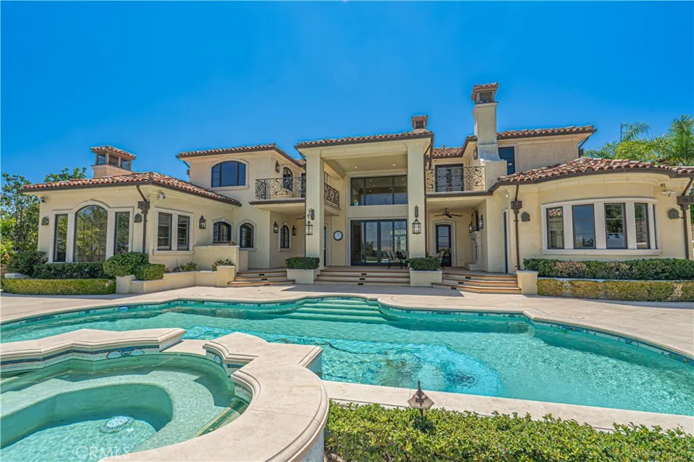 25561 Oak Savannah Court Valencia, CA 91381