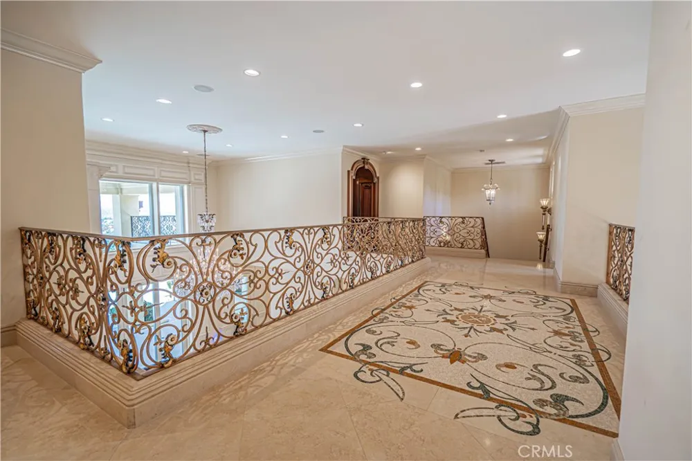 25561 Oak Savannah Court Valencia, CA 91381