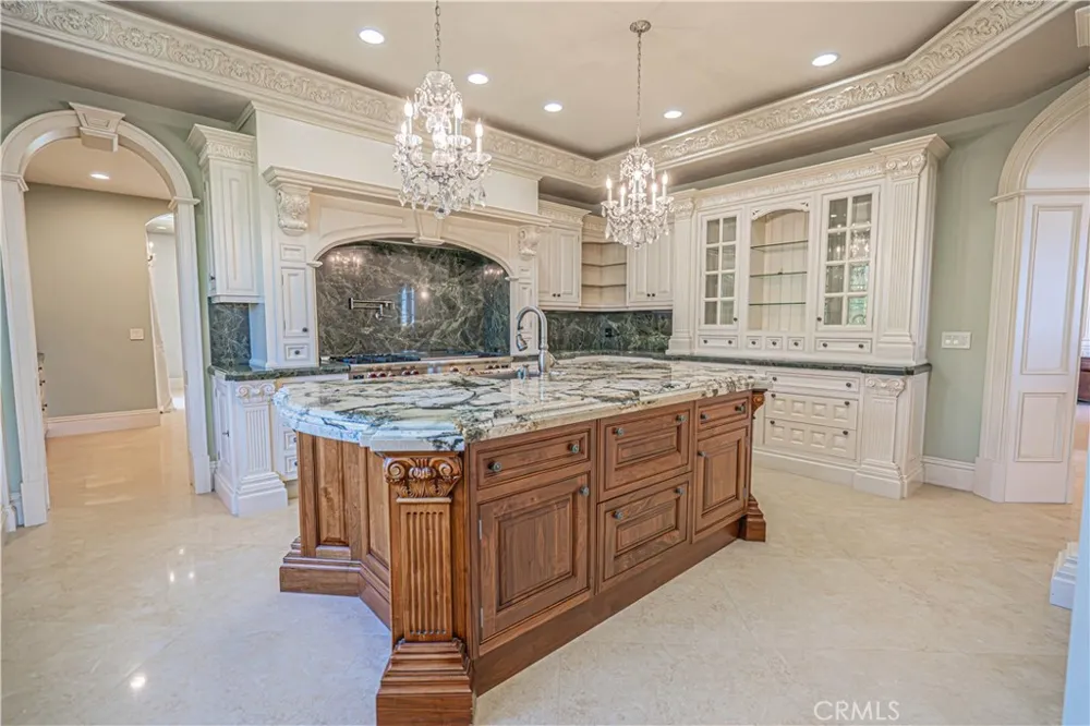 25561 Oak Savannah Court Valencia, CA 91381