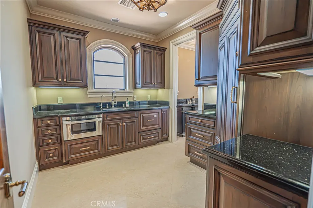 25561 Oak Savannah Court Valencia, CA 91381