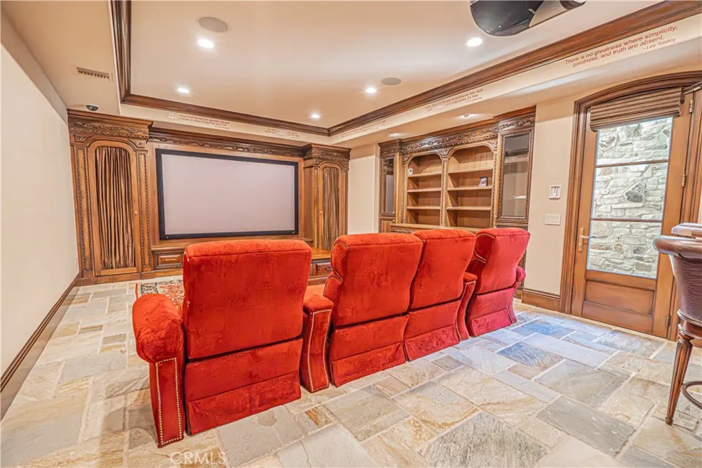 25561 Oak Savannah Court Valencia, CA 91381