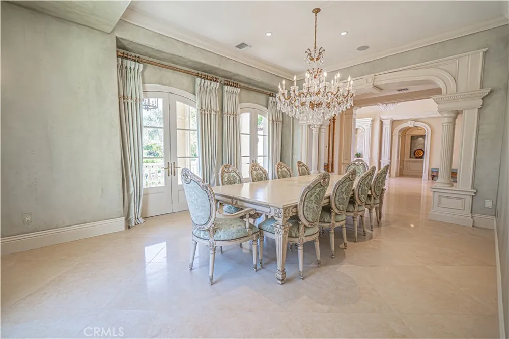 25561 Oak Savannah Court Valencia, CA 91381