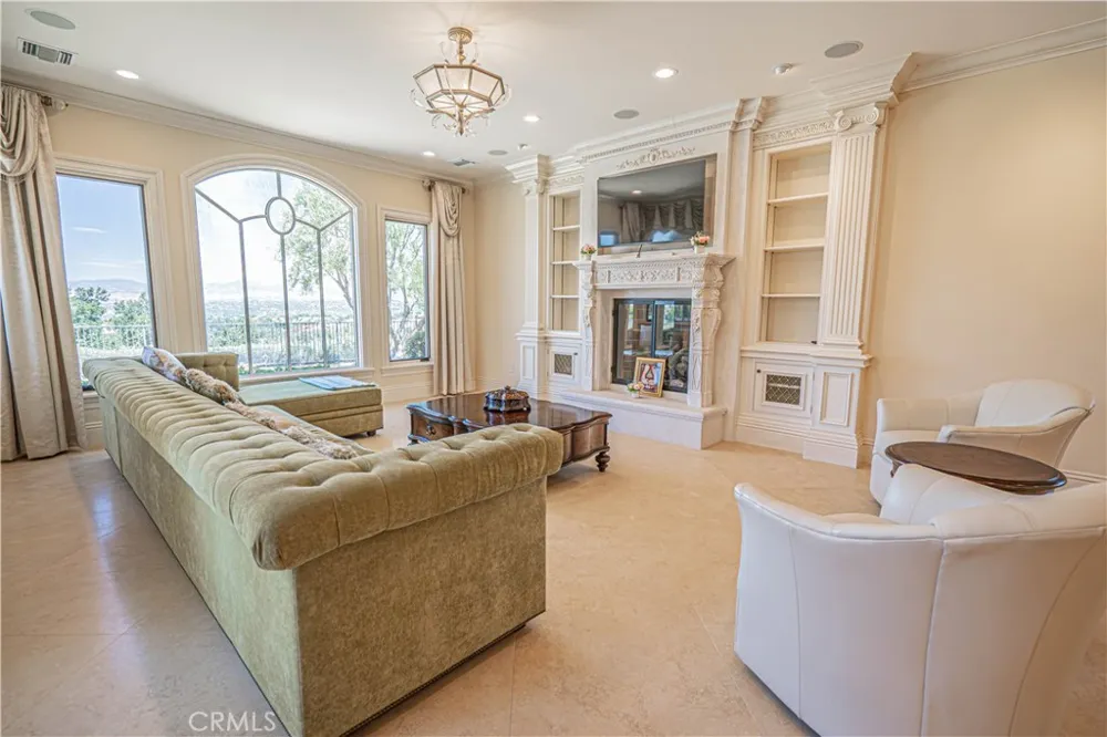 25561 Oak Savannah Court Valencia, CA 91381
