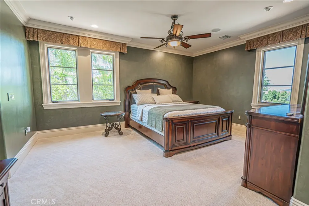 25561 Oak Savannah Court Valencia, CA 91381