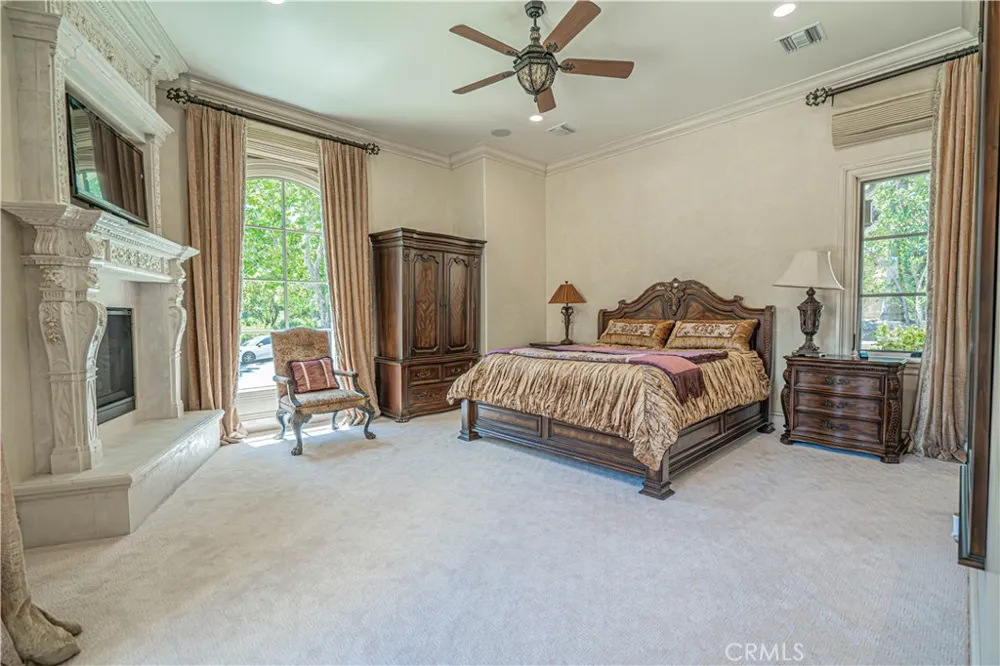 25561 Oak Savannah Court Valencia, CA 91381
