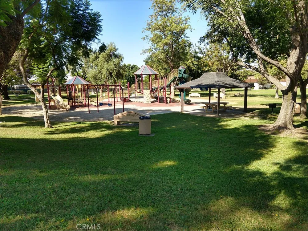 550 Greenbank Avenue Duarte, CA 91010