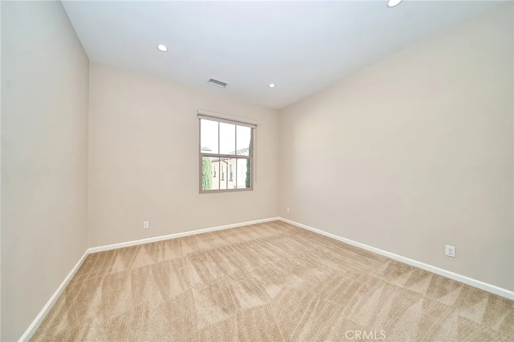 143 Hargrove Irvine, CA 92620