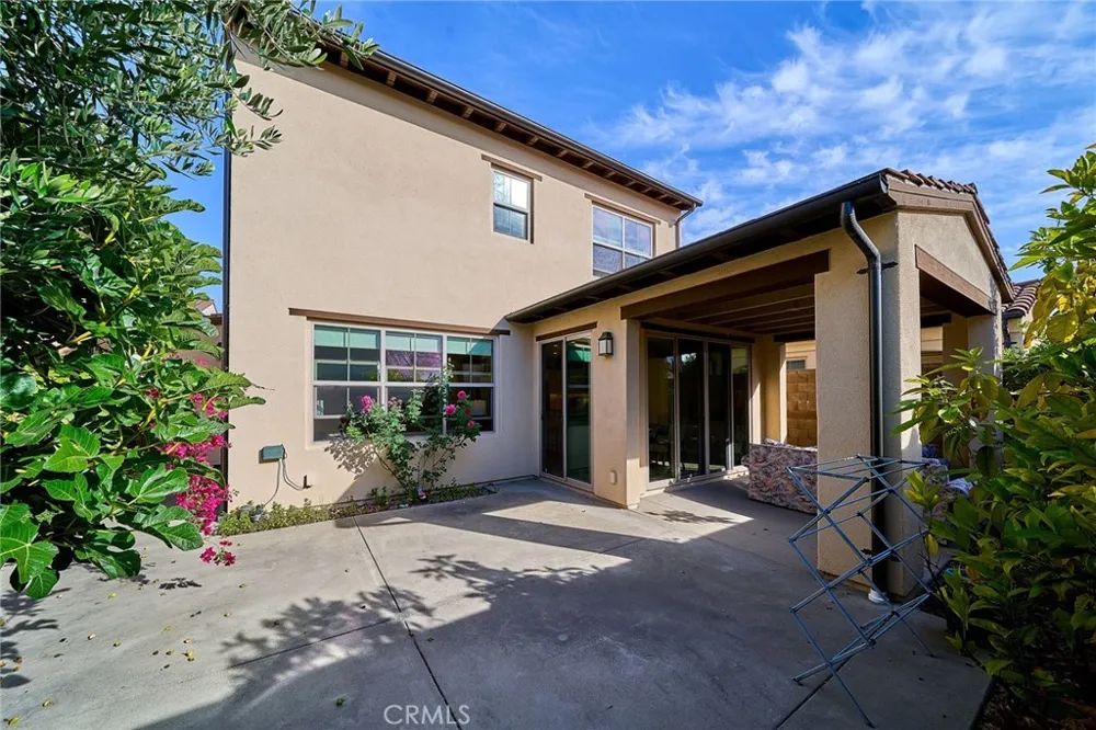 143 Hargrove Irvine, CA 92620