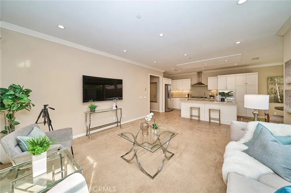 143 Hargrove Irvine, CA 92620
