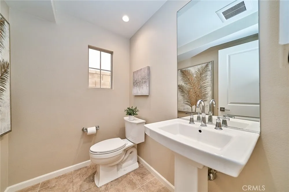 143 Hargrove Irvine, CA 92620