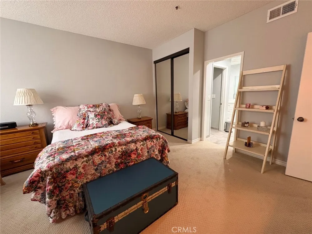 2567 Plaza Del Amo #108 Torrance, CA 90503