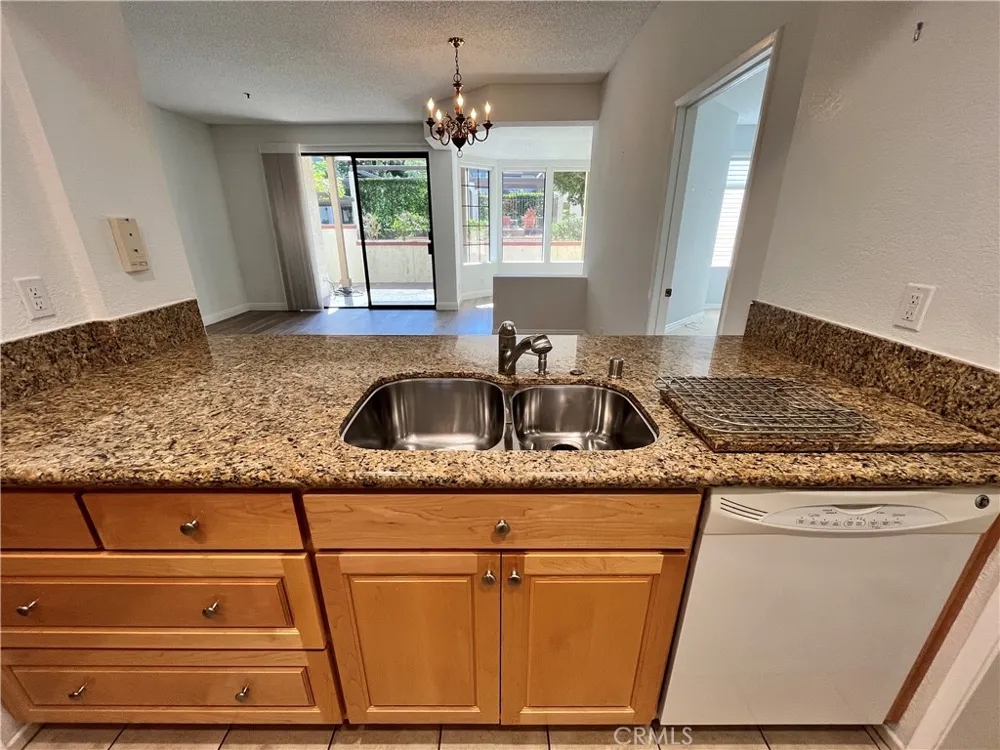 2567 Plaza Del Amo #108 Torrance, CA 90503