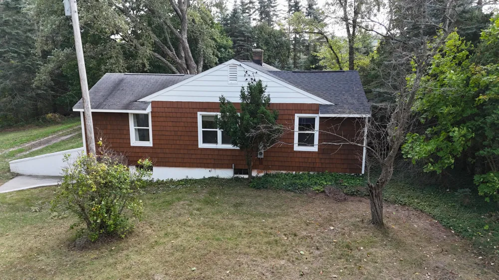 10017 M-115 Cadillac, MI 49601