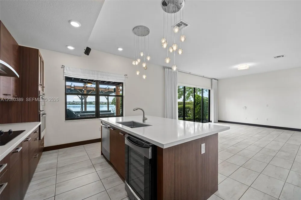 15742 NW 88th Ave Miami Lakes, FL 33018