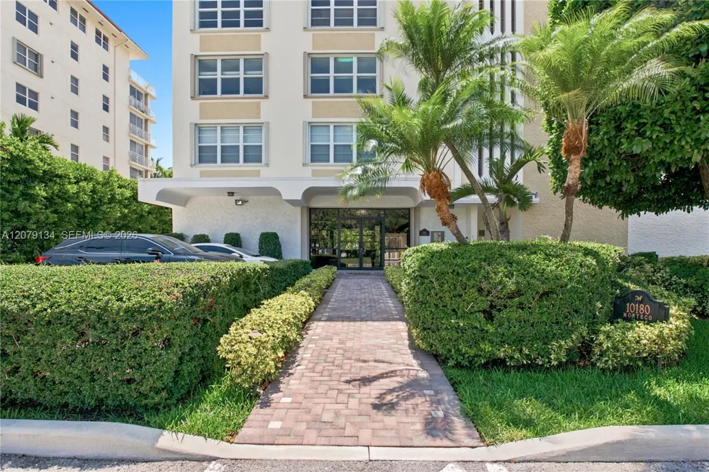 10180 W Bay Harbor Dr #3A Bay Harbor Islands, FL 33154
