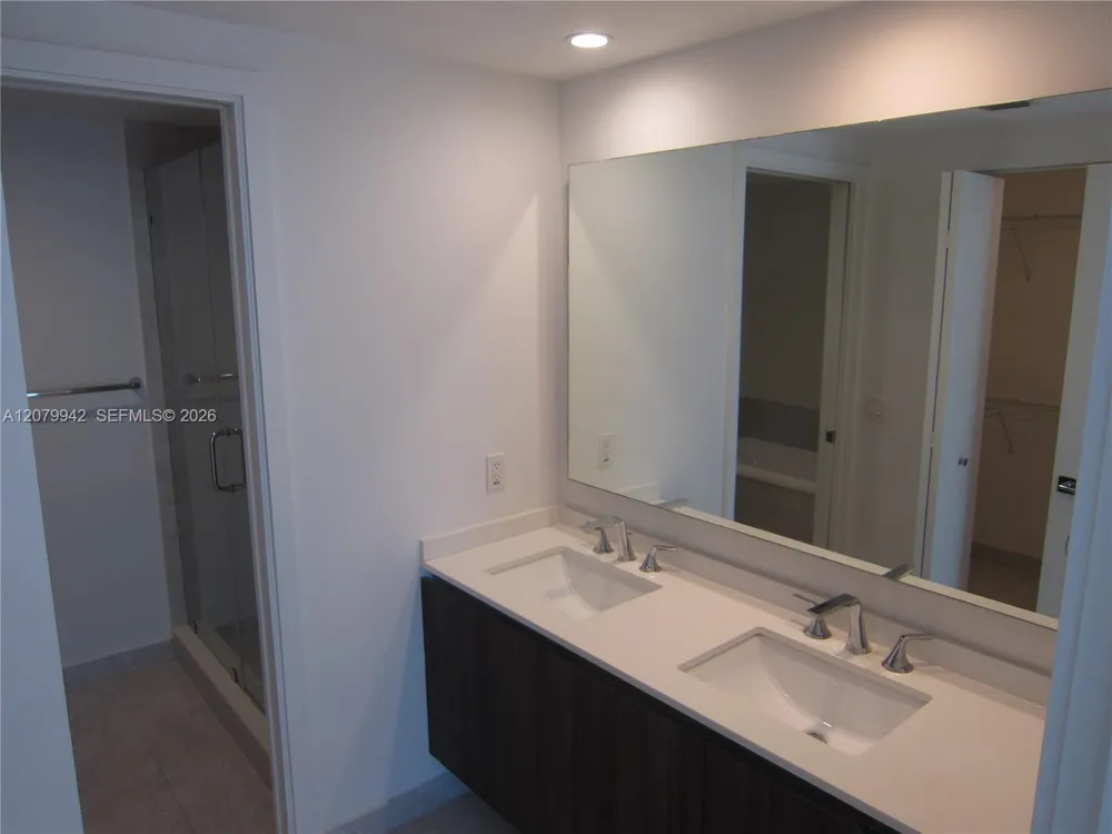 488 NE 18th St #3404 Miami, FL 33132