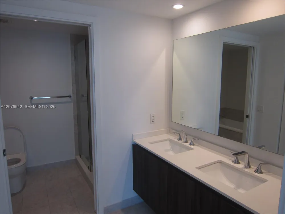 488 NE 18th St #3404 Miami, FL 33132