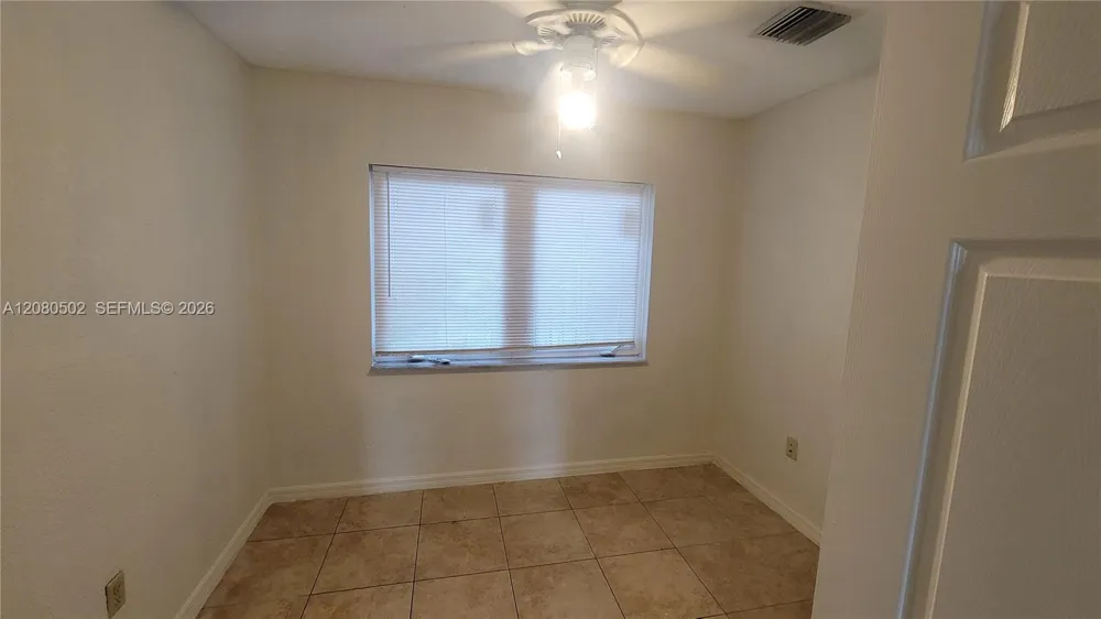 2400 NW 152nd St Miami Gardens, FL 33054