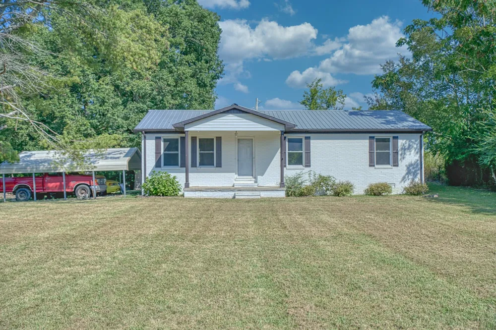 4047 Crawford Rd Silver Point, TN 38582