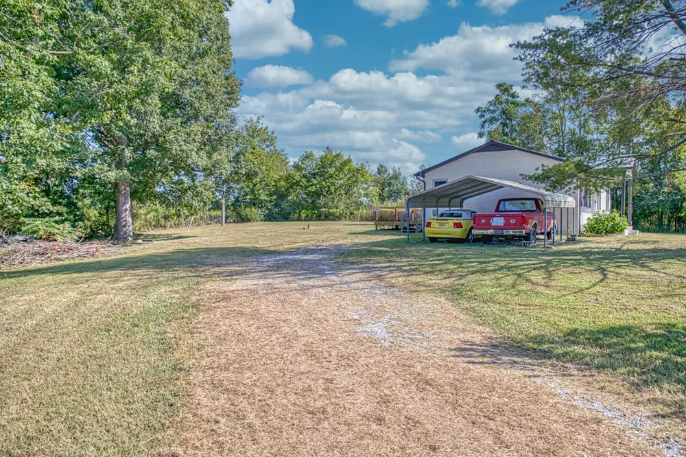 4047 Crawford Rd Silver Point, TN 38582