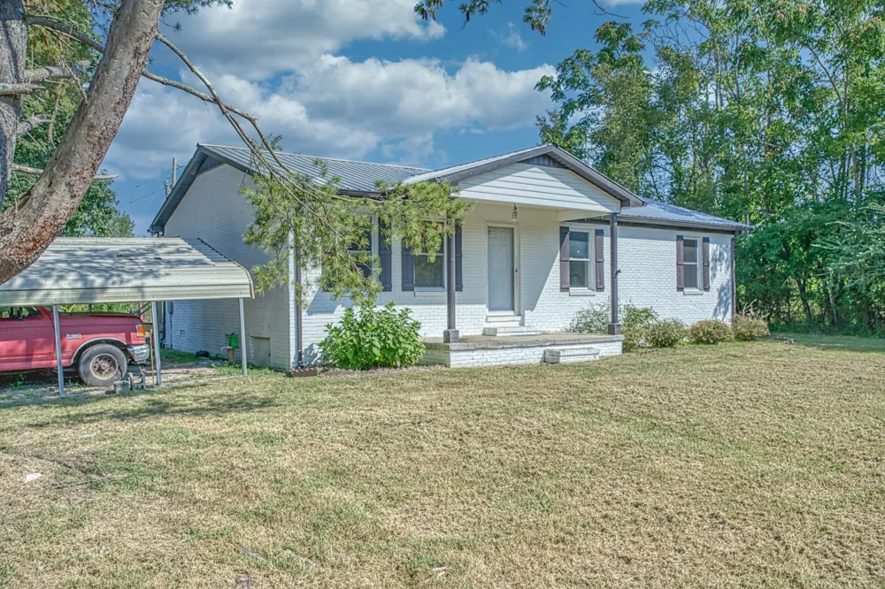 4047 Crawford Rd Silver Point, TN 38582