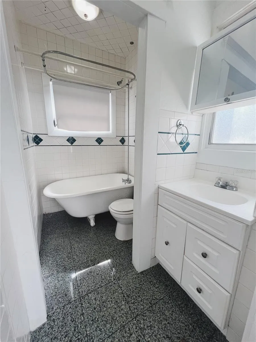 429 RUTH LN Orlando, FL 32801