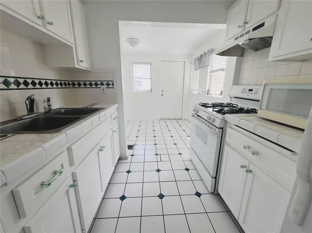 429 RUTH LN Orlando, FL 32801