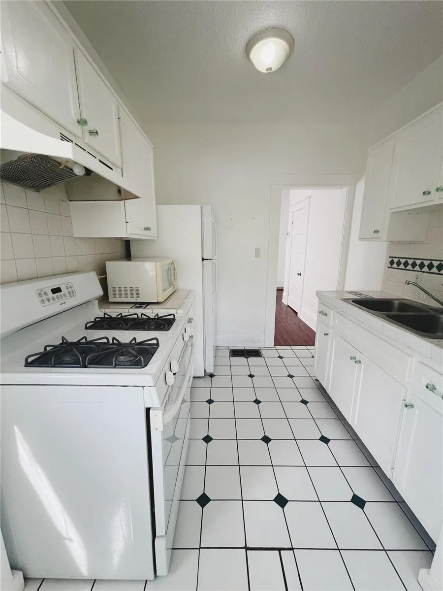 429 RUTH LN Orlando, FL 32801