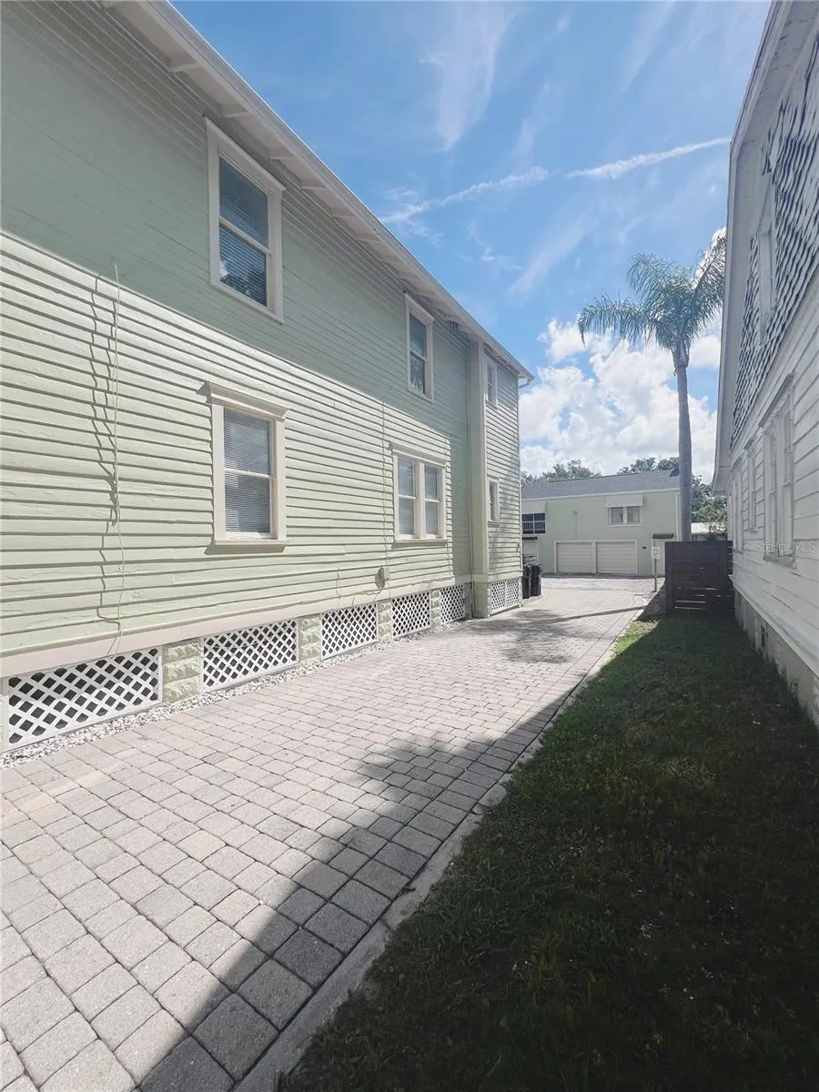 429 RUTH LN Orlando, FL 32801
