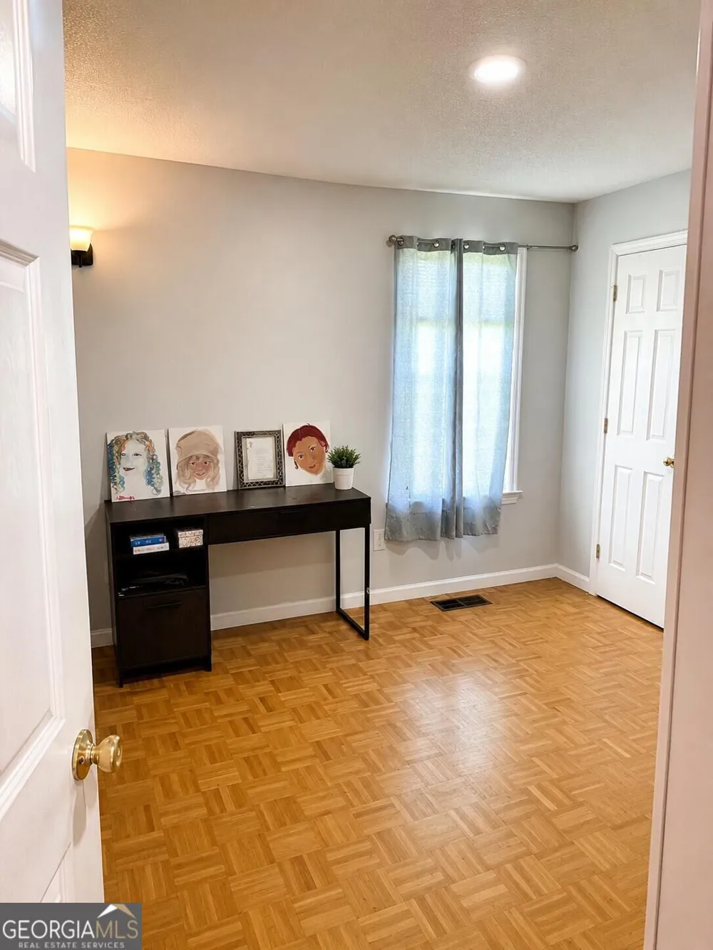 2667 Luke RD Ray City, GA 31645