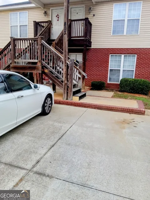 803 Cardinal Grove CT