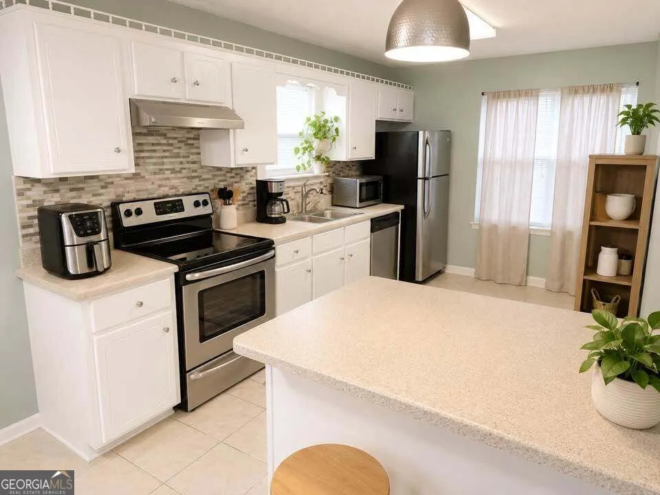 1041 Barley Hinesville, GA 31313