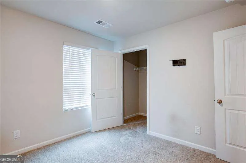 5112 Tulip SQ Acworth, GA 30101