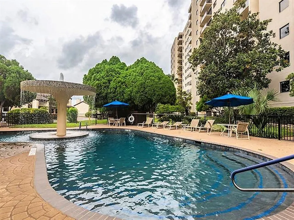 40 Interstate 35 Highway #4A4 Austin, TX 78701