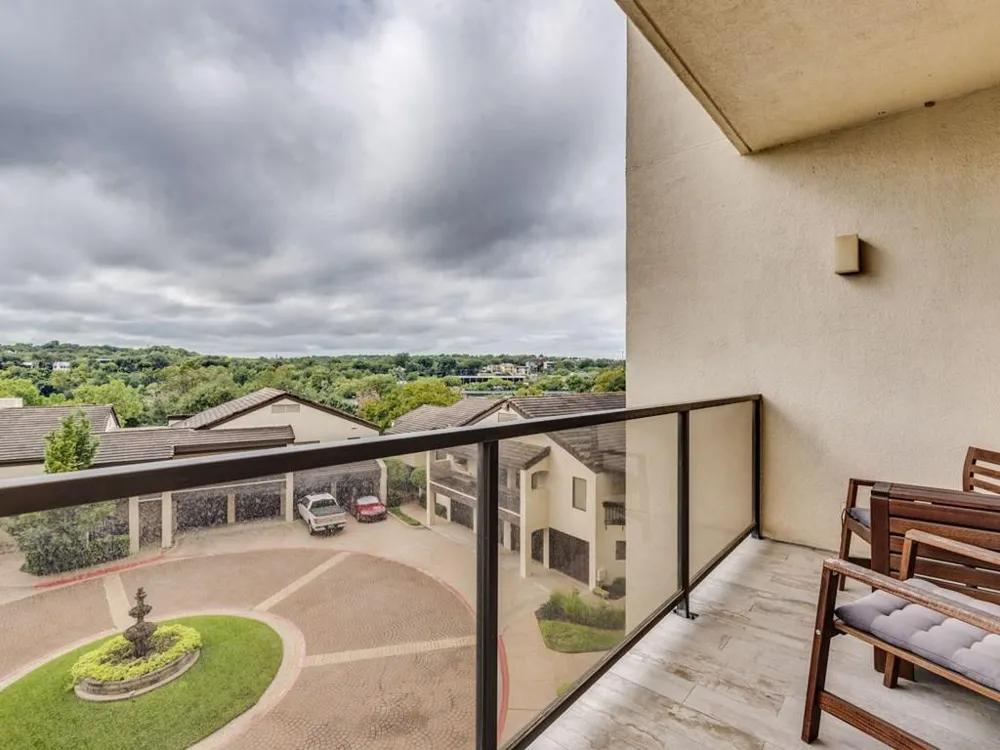 40 Interstate 35 Highway #4A4 Austin, TX 78701