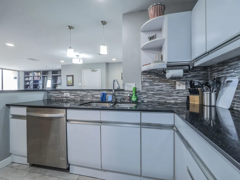 40 Interstate 35 Highway #4A4 Austin, TX 78701