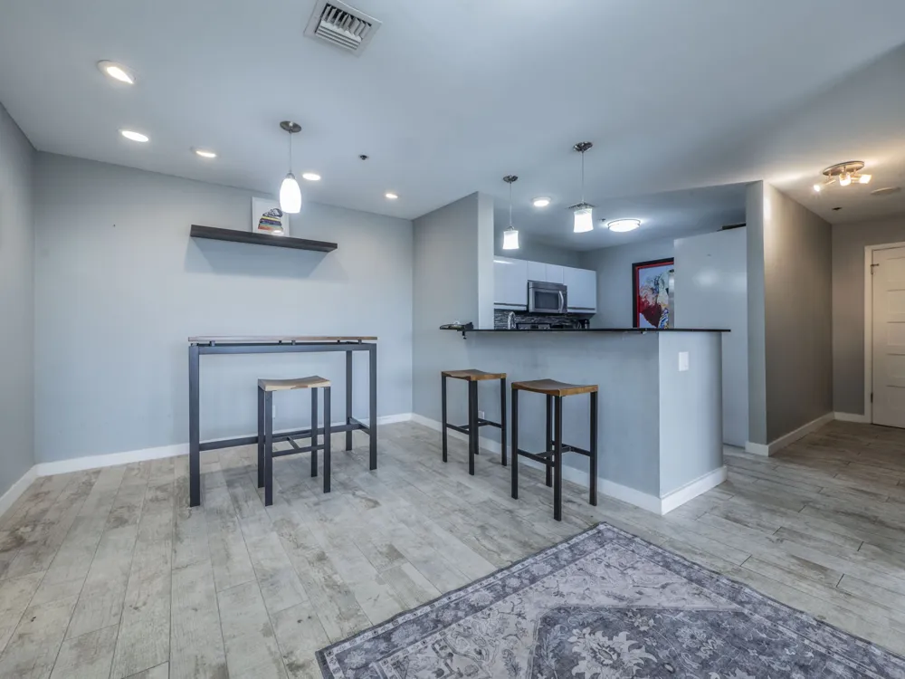 40 Interstate 35 Highway #4A4 Austin, TX 78701